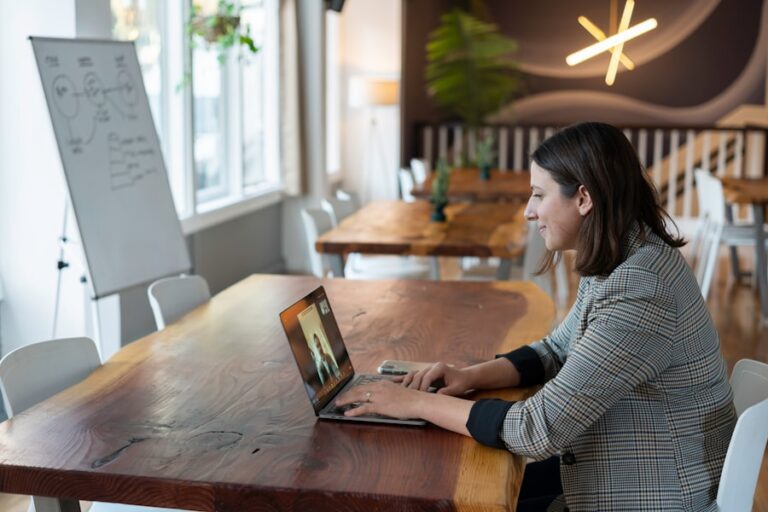 Photo Virtual meeting